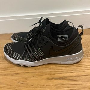 Barely worn Nike Free sneakers